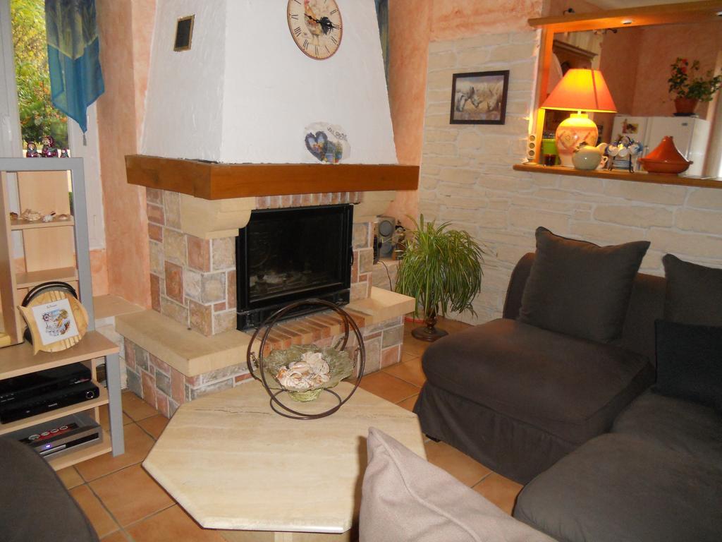 Les Hirondelles Chambres D'Hotes Serres (Hautes-Alpes) Exterior foto