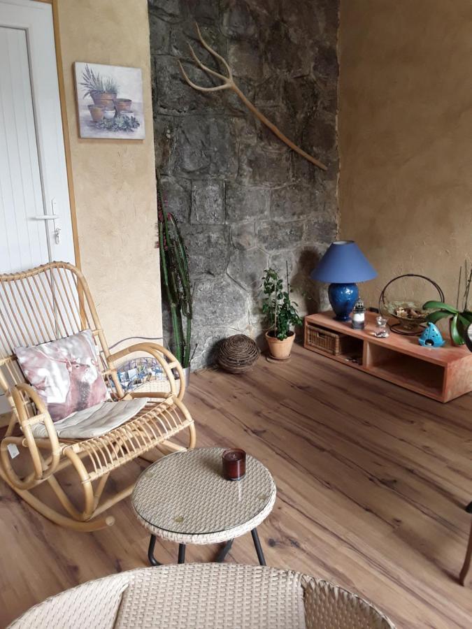 Les Hirondelles Chambres D'Hotes Serres (Hautes-Alpes) Exterior foto